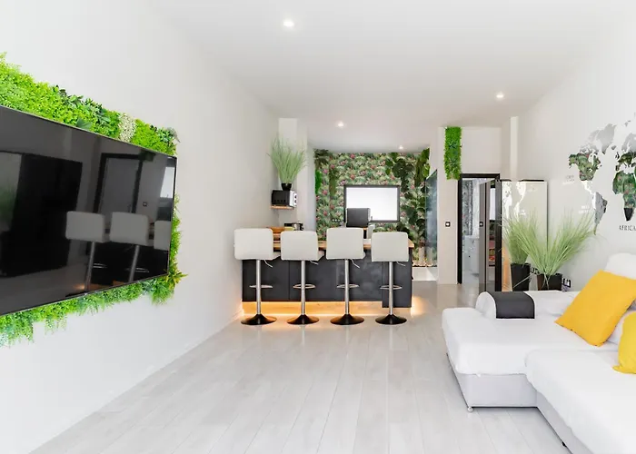 Tula Apartment Torremolinos